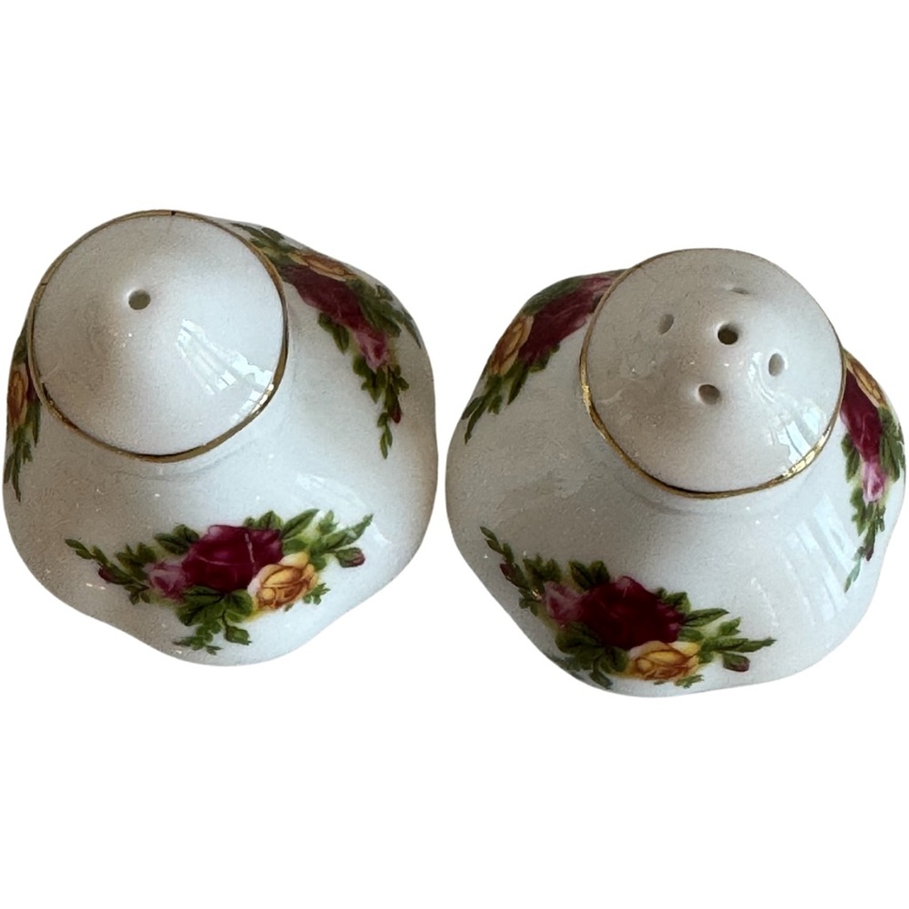 Royal Albert Old Country Roses Salt and Pepper Shakers Set - Picture 2 of 3